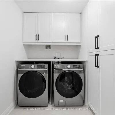 131,&nbsp;Beecroft, Lansing-Westgate, Toronto