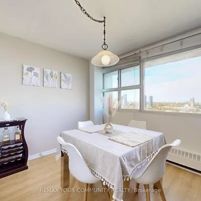 735,&nbsp;Don Mills, Flemingdon Park, Toronto
