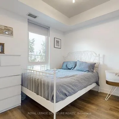 260,&nbsp;Sackville, Regent Park, Toronto