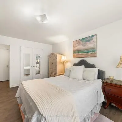 20,&nbsp;Forest Manor, Henry Farm, Toronto