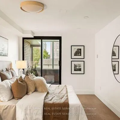 349,&nbsp;St. Clair, Casa Loma, Toronto