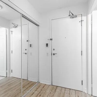 18, Mondeo, Dorset Park, Toronto