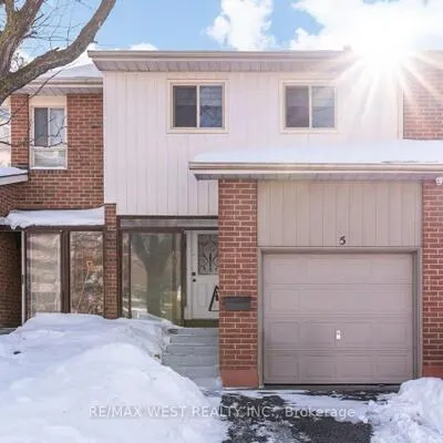 34,&nbsp;Dundalk, Dorset Park, Toronto