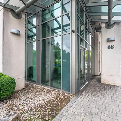 68,&nbsp;Grangeway, Woburn, Toronto