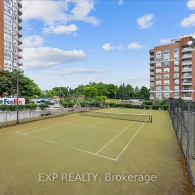 400,&nbsp;Mclevin, Malvern, Toronto