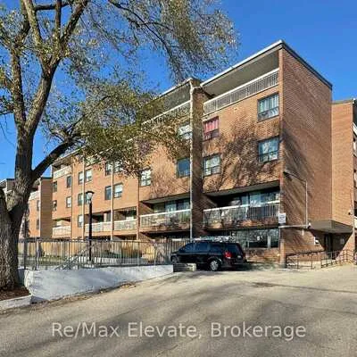 4060,&nbsp;Lawrence, West Hill, Toronto
