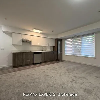 45,&nbsp;Connaught, Greenwood-Coxwell, Toronto