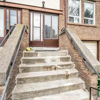 175,&nbsp;Trudelle, Eglinton East, Toronto
