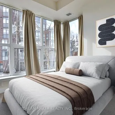 1350,&nbsp;Kingston, Birchcliffe-Cliffside, Toronto