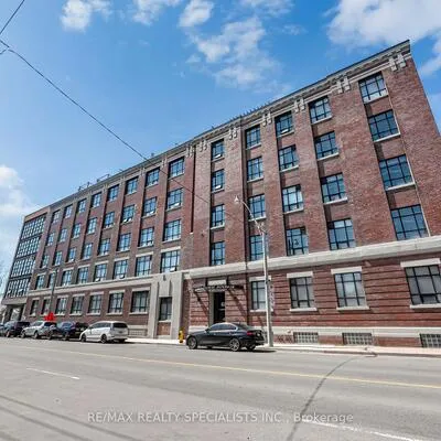 68,&nbsp;Broadview, South Riverdale, Toronto