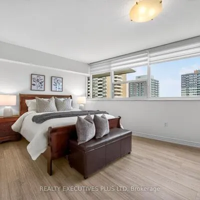55,&nbsp;Huntingdale, L'Amoreaux, Toronto