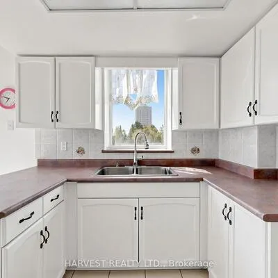 30,&nbsp;Thunder, Agincourt North, Toronto