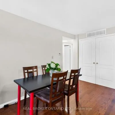 649E,&nbsp;Warden, Clairlea-Birchmount, Toronto