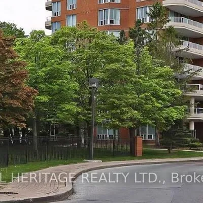 410,&nbsp;Mclevin, Malvern, Toronto