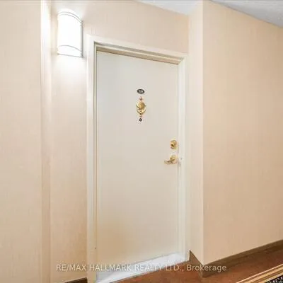 121,&nbsp;Ling, West Hill, Toronto