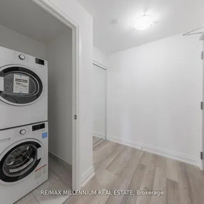 3121,&nbsp;Sheppard, Tam O'Shanter-Sullivan, Toronto