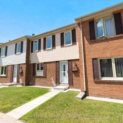270,&nbsp;Timberbank, L'Amoreaux, Toronto