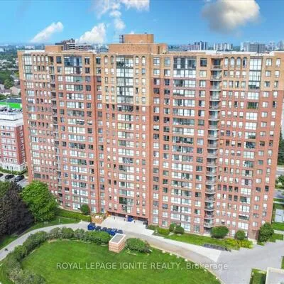330,&nbsp;McCowan, Eglinton East, Toronto