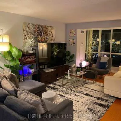 2550,&nbsp;Lawrence, Dorset Park, Toronto