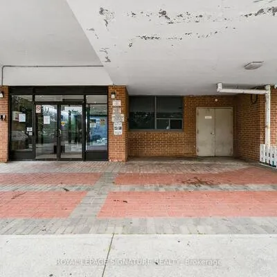 100,&nbsp;Wingarden, Malvern, Toronto