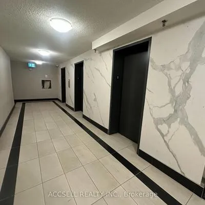 100,&nbsp;Wingarden, Malvern, Toronto