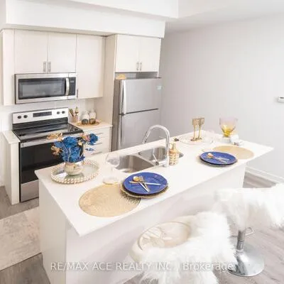 3686,&nbsp;St Clair, Cliffcrest, Toronto