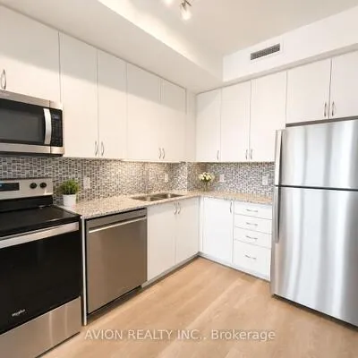 3220,&nbsp;Sheppard, Tam O'Shanter-Sullivan, Toronto
