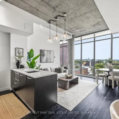90,&nbsp;Broadview, South Riverdale, Toronto