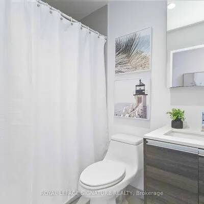 1190,&nbsp;Dundas, South Riverdale, Toronto