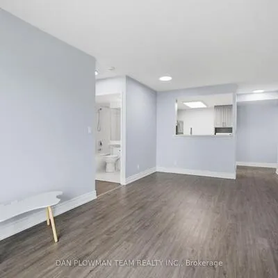 8,&nbsp;Lee Centre, Woburn, Toronto