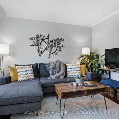 60,&nbsp;Kippendavie, The Beaches, Toronto