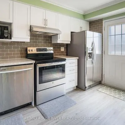 23,&nbsp;Hedge End, Rouge E11, Toronto