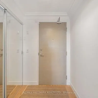 2055,&nbsp;Danforth, Woodbine Corridor, Toronto