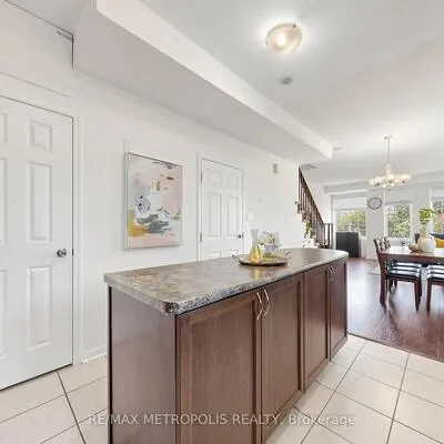4715,&nbsp;Kingston, West Hill, Toronto
