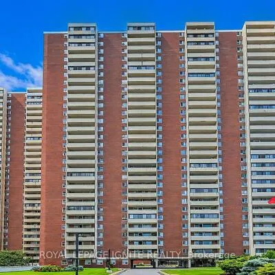 5,&nbsp;Massey, Crescent Town, Toronto