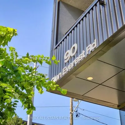 90,&nbsp;Glen Everest, Birchcliffe-Cliffside, Toronto