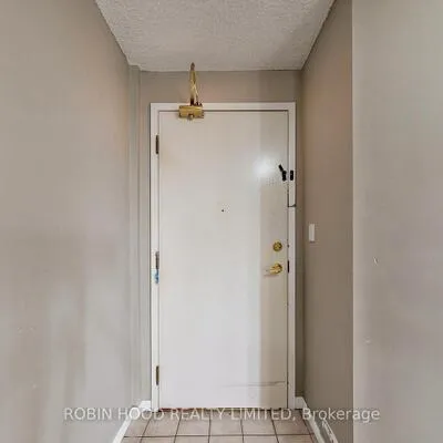 400,&nbsp;Mclevin, Malvern, Toronto
