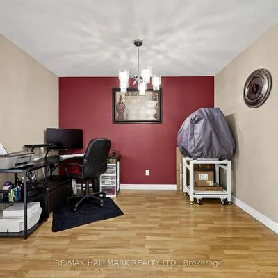 68,&nbsp;Corporate, Woburn, Toronto