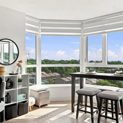 3233,&nbsp;Eglinton, Scarborough Village, Toronto