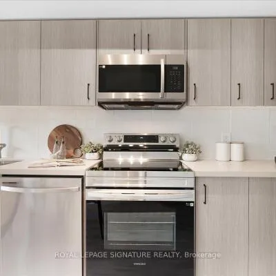 3427,&nbsp;Sheppard, Tam O'Shanter-Sullivan, Toronto
