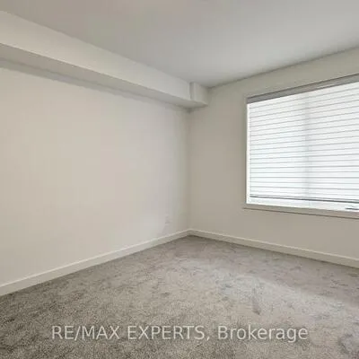 45,&nbsp;Connaught, Greenwood-Coxwell, Toronto