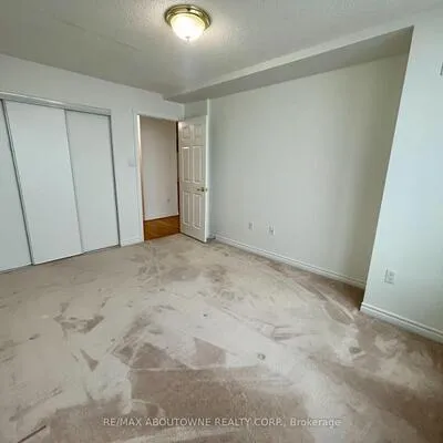 125,&nbsp;Omni, Bendale, Toronto