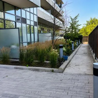 1346,&nbsp;Danforth, Eglinton East, Toronto