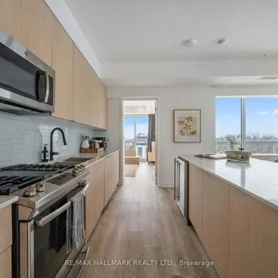 1350,&nbsp;Kingston, Birchcliffe-Cliffside, Toronto