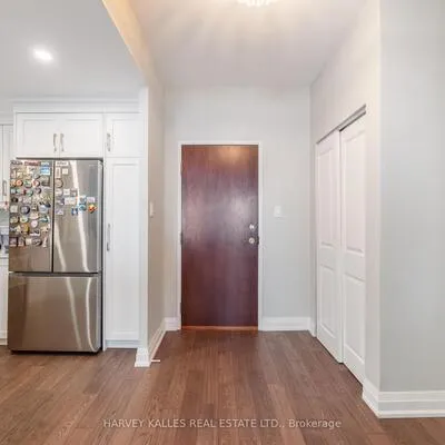 2511,&nbsp;Bloor, High Park-Swansea, Toronto