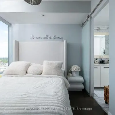 88, Park Lawn, Mimico, Toronto