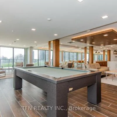 30,&nbsp;Shore Breeze, Mimico, Toronto