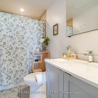 1928,&nbsp;Lake Shore, South Parkdale, Toronto