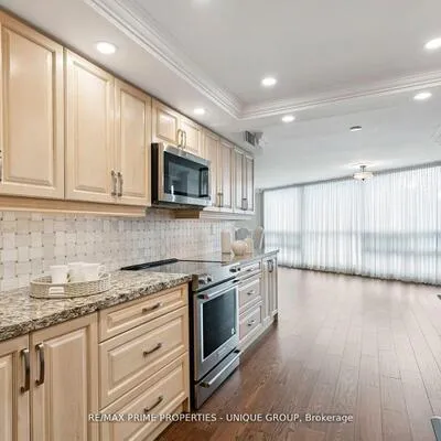 2010,&nbsp;Islington, Kingsview Village-The Westway, Toronto
