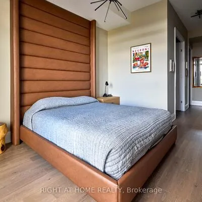 20,&nbsp;Brin, Edenbridge-Humber Valley, Toronto